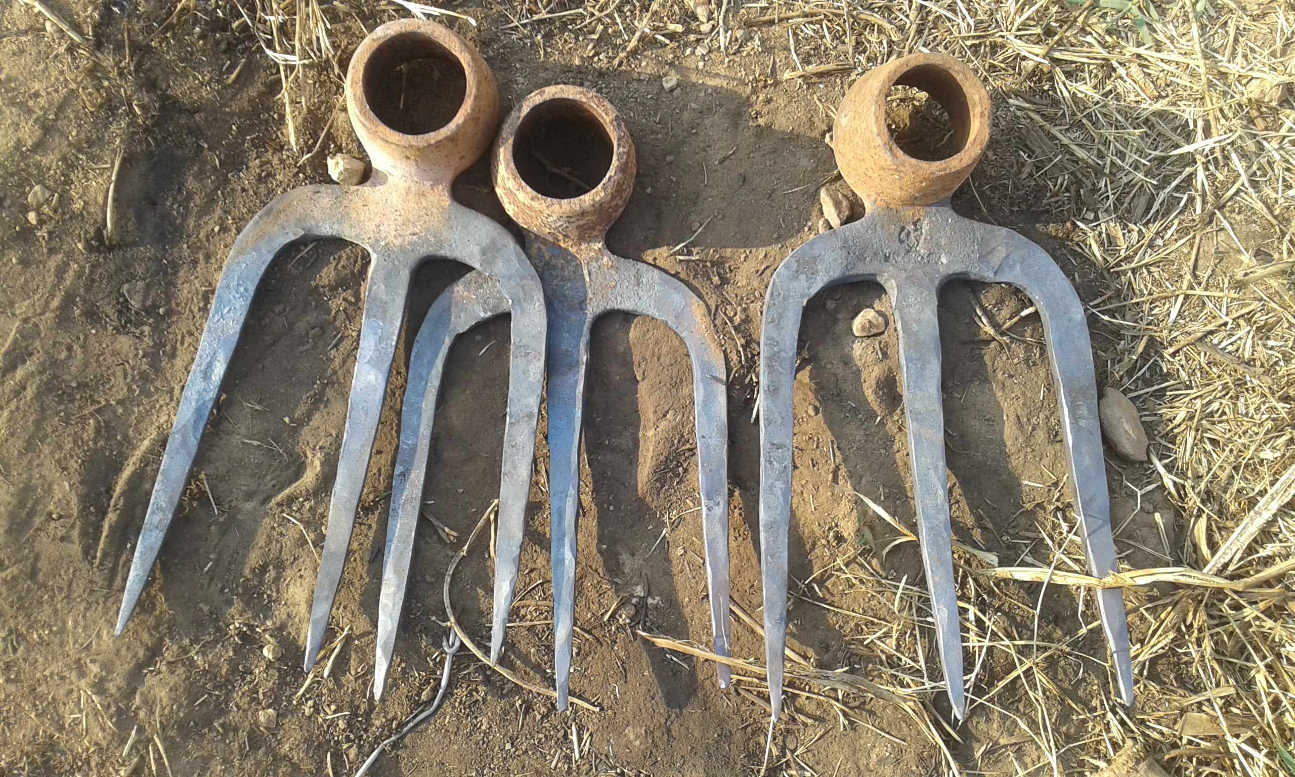 Bacura ibikoresho binyuranye