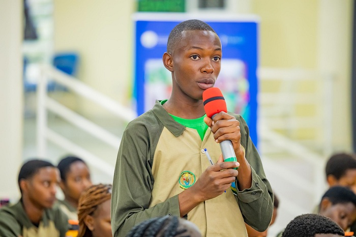 Bagize umwanya wo kubaza ibibazo