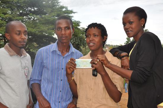 Izi mpfubyo zishimiye inkunga batewe, bavuga ko izabafasha kuvugurura ubucuruzi bubatunze bwo gukodesha amahema y