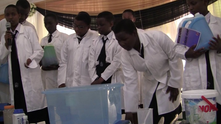 Abiga muri Wisdom bashobora gukora isabuni n'ubundi bumenyingiro