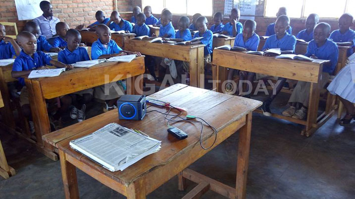 Abanyeshuri usanga babyishimiye kandi banafite ubushake bwinshi mu gukurikira isomo.