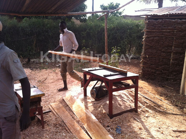 Bamwe bahise bagura imashini zibaza ariko ngo ikibazo cy