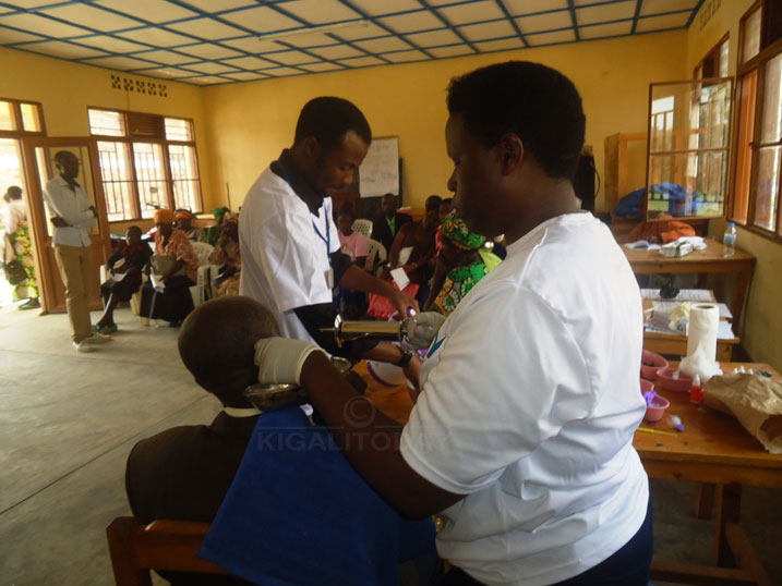 Bamwe bogejwe mu matwi batashye bumva neza