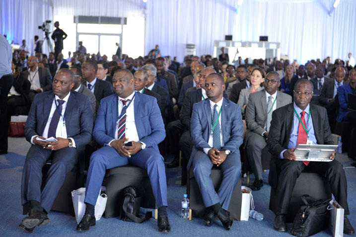 Bamwe mu bitabiriye inama ya Transform Africa2015.