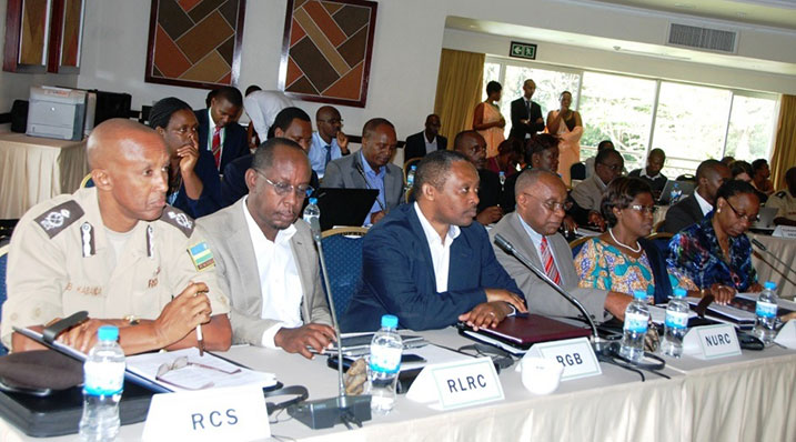 Bamwe mu bayobozi bakuriye inzego z'ubutabera mu Rwanda bitabiriye umwiherero.