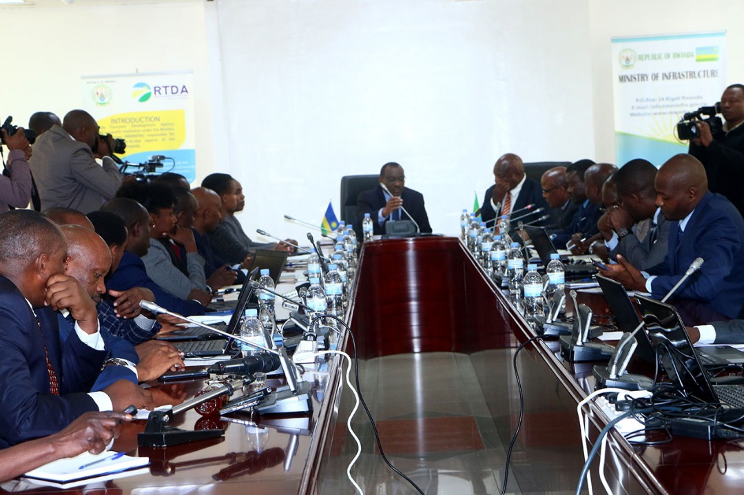 Bamwe mu bitabiriye inama ku mushinga wa gali ya moshi