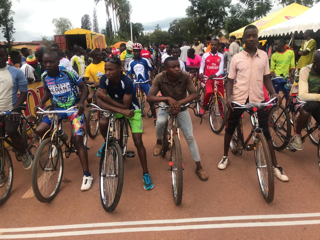 Bamwe mu bitabiriye isiganwa