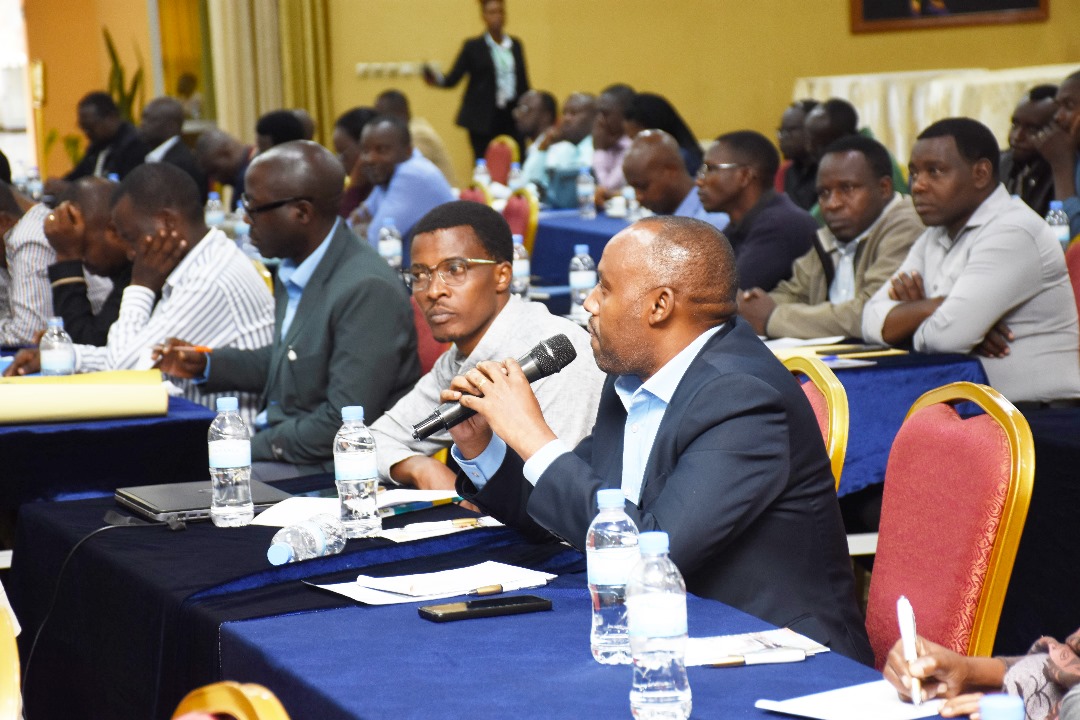 Bifuza ko bakomeza kubona inguzanyo ya Gira Iwawe