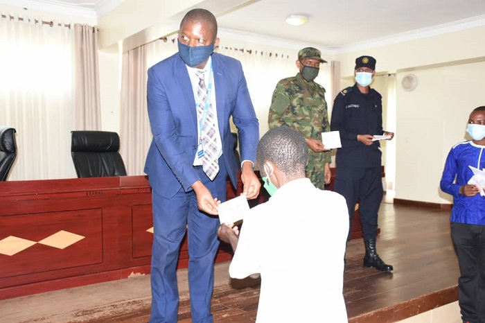 Umuyobozi wa BK ishami rya Rwamagana avuga ko batacuruzanya n