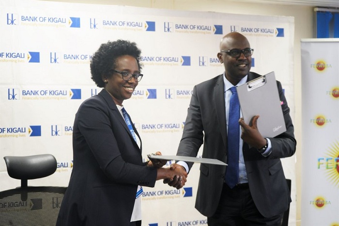 Desire Mugwiza uyobora FERWABA yahererekanyije impapuro z