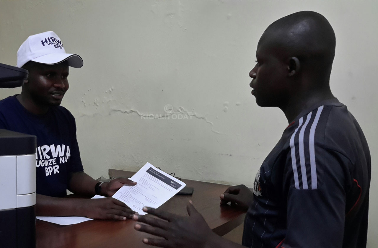 Uwitwa Hagenimana Maurice ukora ubumotari yabonye bamamaza gahunda ya "Hirwa ugwize", yiyemeza gufunguza konti