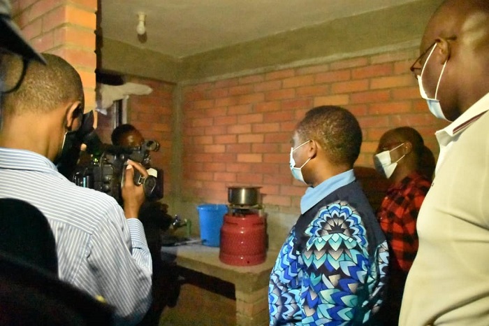 Minisitiri Shyaka ati "Naje kureba niba mwarakiriwe neza, niba mufite amazi, amashanyarazi,n