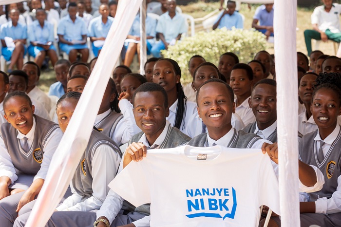 Banyuzwe n'ibikorwa bya BK Group, abenshi biyemeza kuba muri uwo muryango