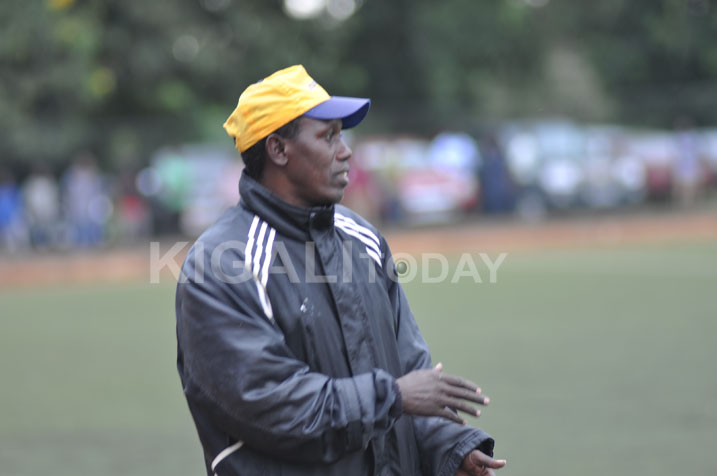 Baptista asanga APR fc yarungukiye ku bibazo by'andi makipe