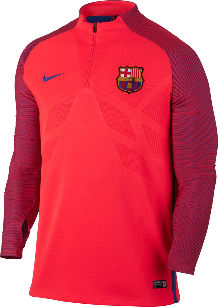 Umwambaro Fc Barcelona ijya ijyana ku kibuga usa n'uwo Bugesera igiye kujya yambara