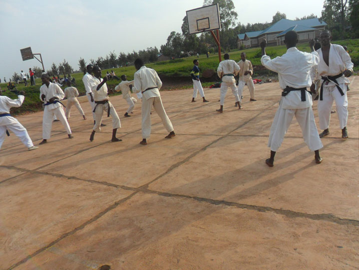 Barifuza ko Akarere ka Kirehe kaba icyitegererezo mu mukino wa Karate.