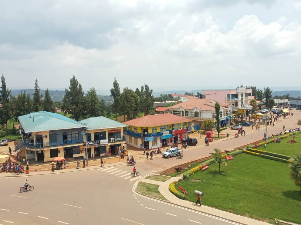 Barishimira imihanda ikomeje kubakwa muri uwo mujyi