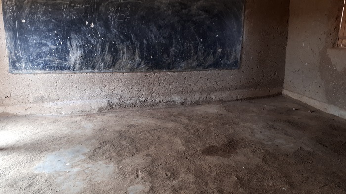 Basabwe gushyira isima hasi kugira ngo abana bigire ahantu hari isuku