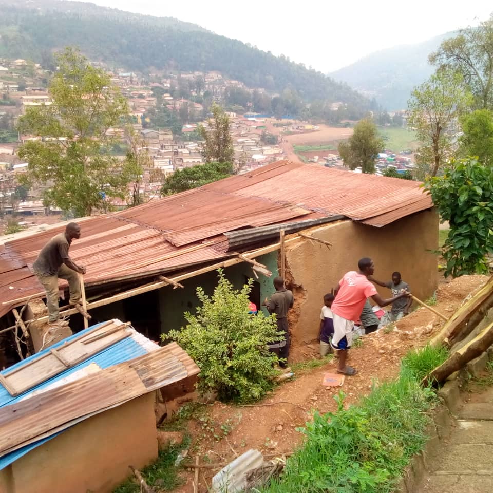 Basannye inzu ya Mukabahizi yari yarangijwe n