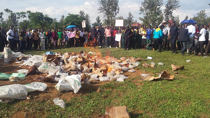 Ubwo hatwikwaga ibiyobyabwenge birimo Zebra Waragi n'ibindi