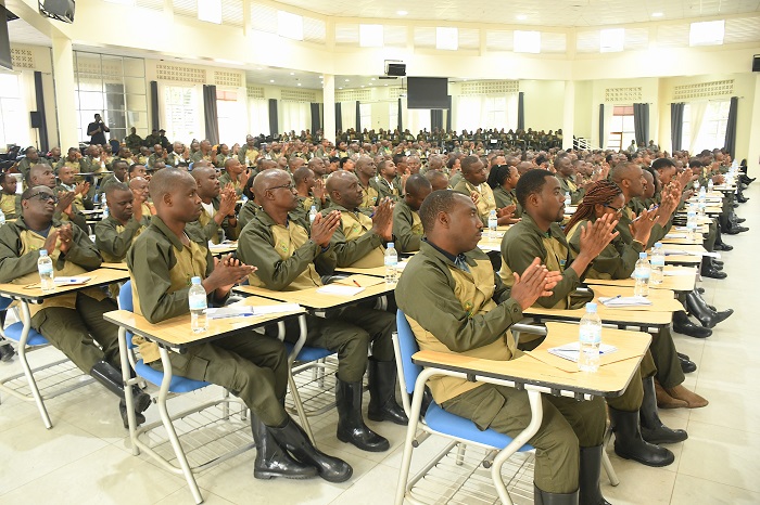 Bavuga ko bahamenyeye byinshi