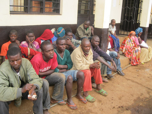 Bafashwe bavuga ko bataye ibyangombwa byabo.