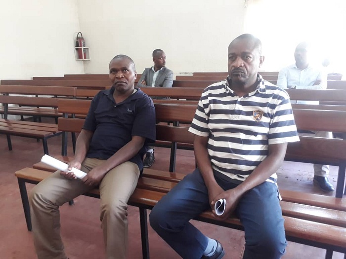 Bazeye, amazina ye y'ukuri yitwa Nkaka Ignace. Aha yari mu rukiko mu Rwanda ari kumwe na Nsekanabo Jean Pierre uzwi nka Lt Col Theophile Camara Abega