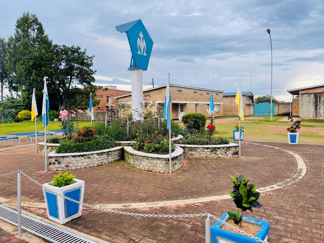 Undi mushinga uteganyijwe i Nyaruguru ni ukuvugurura Ingoro ya Bikira Mariya, igahinduka Bazilika