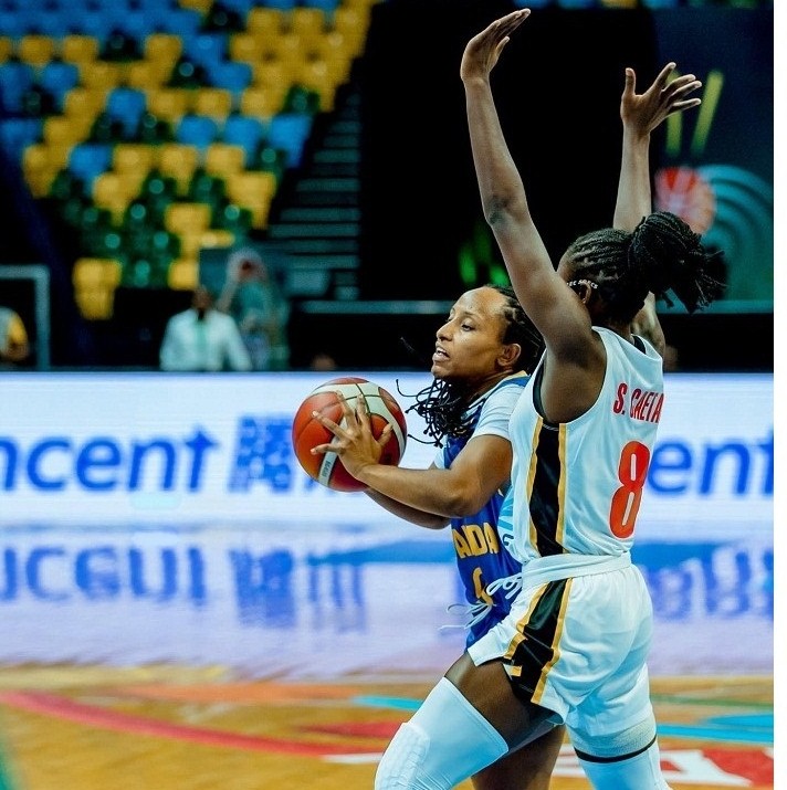 Kantore Sandra ahanganye na Sara Caetano wa Angola