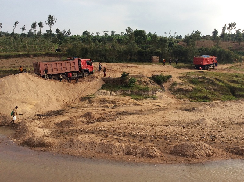 Amakamyo akomeje gutunda umucanga wa Bimenyimana