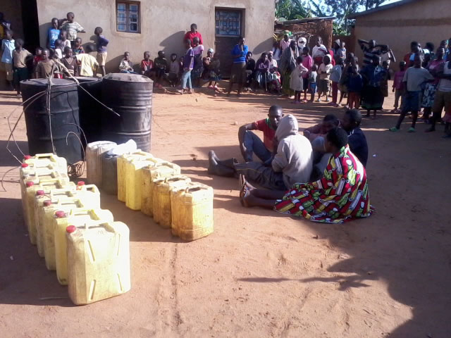 Bimwe mu byafashwe byifashishwa mu kwenga inzoga ya kanyanga.