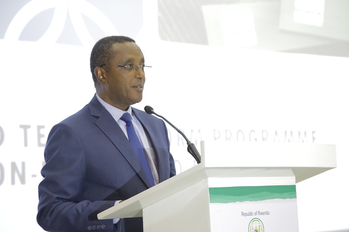 Dr Vincent Biruta minisitiri w