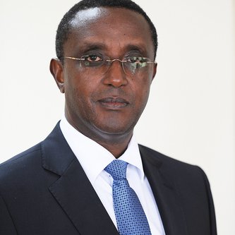 Dr. Vincent Biruta