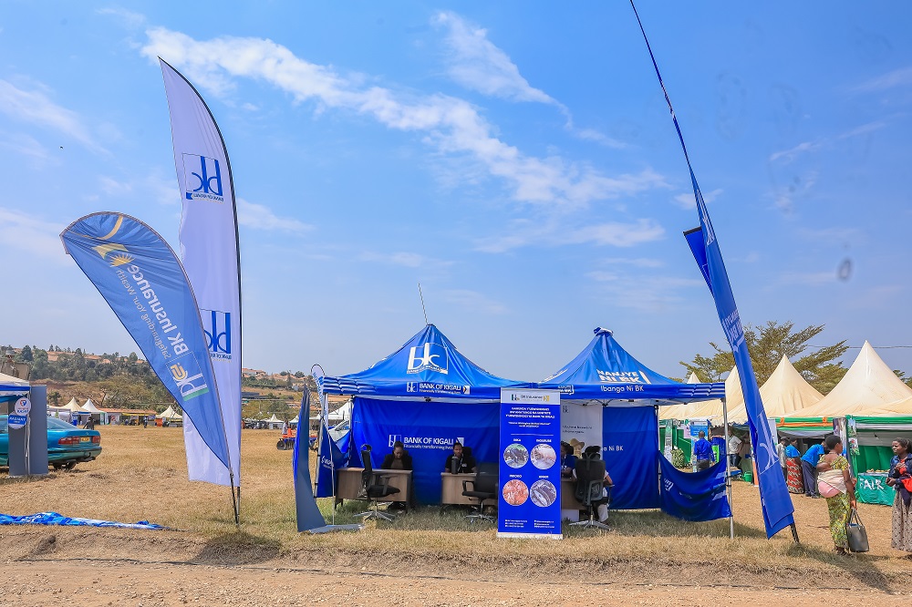 Banki ya Kigali yari iri mu imurikabikorwa ry'ubuhinzi n'ubworozi