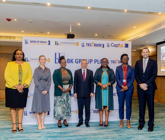 Abayobozi ba BK Group n'amashami yayo