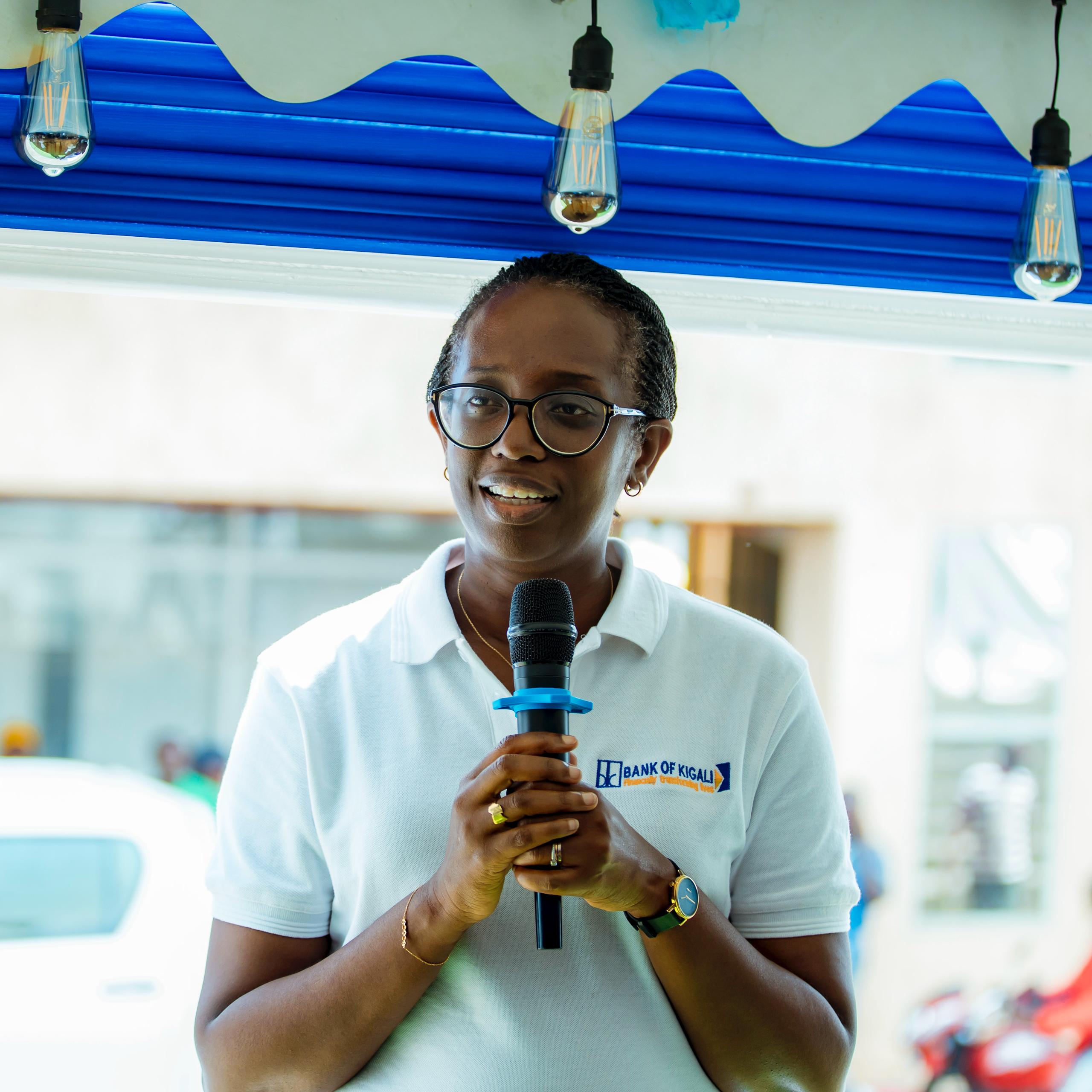 Dr Diane Karusisi agendeye ku kuntu Umujyi wa Musanze ukura buri munsi, yagaragaje ko inyubako ivuguruye mu buryo bugezweho yari ikenewe