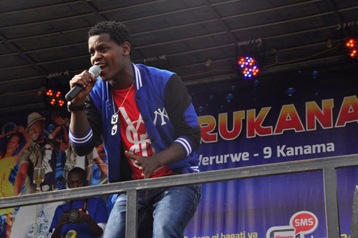 Bruce Melodie we yashinjwe kubyara umwana akamwihakana.