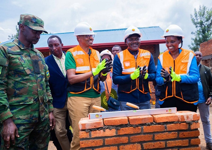 Bubatse bikorwaremezo bitandukanye