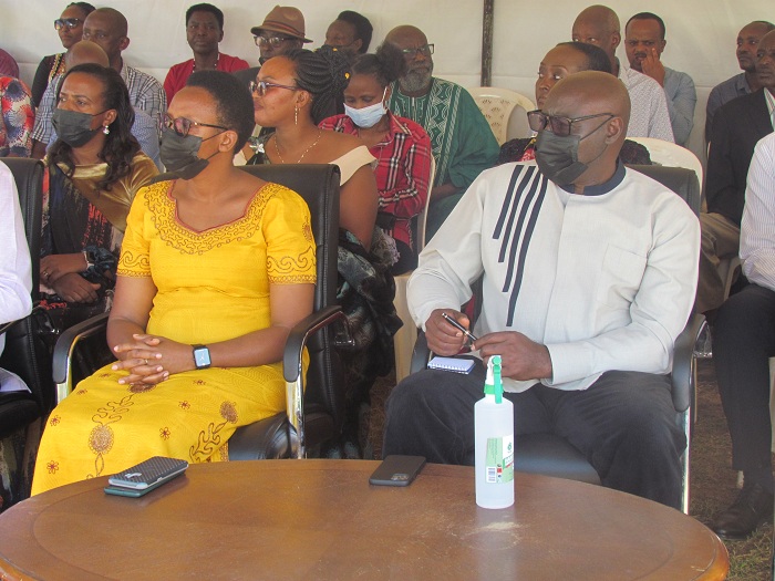 Abayobozi batandukanye bitabiriye icyo gikorwa