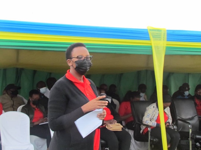 Perezida w'Inama Njyanama y'Akarere ka Bugesera avuga ko ikigamijwe ari ukwegera abaturage bakumva ibibazo byabo 