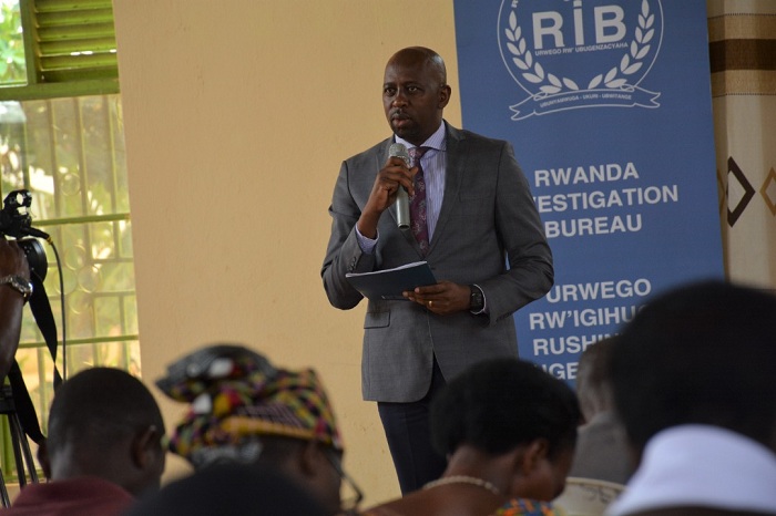 Dr. Thierry Murangira avuga ko aya mahugurwa azafasha abayobozi gukosora amwe mu makosa bajyaga bakora