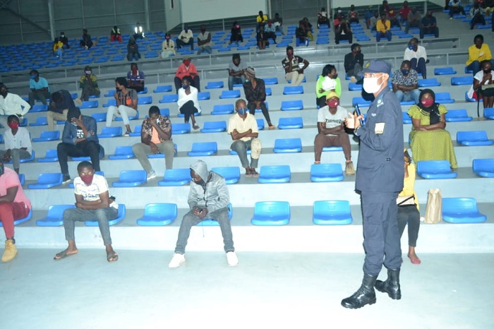 Umuyobozi wa Polisi mu Karere ka Bugesera, SP Issa Bacondo yibukije abaturage ko kubahiriza amabwiriza yo kurwanya COVID-19 ari ukurengera ubuzima bwa benshi