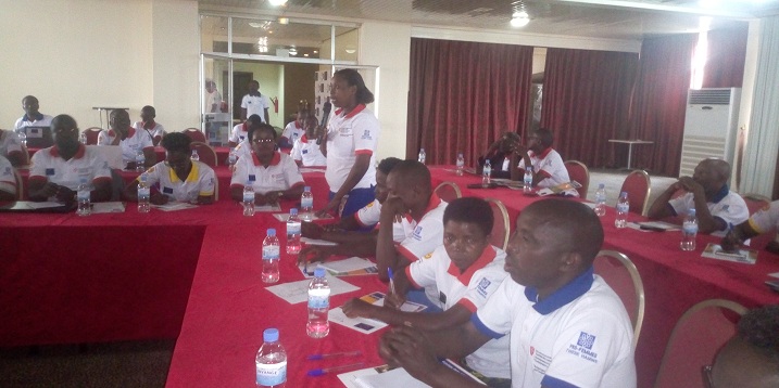 Bunguranye ibitekerezo ku cyakorwa ngo ubuhinzi bw'umuceri bunozwe kandi bugirire akamaro ababukora