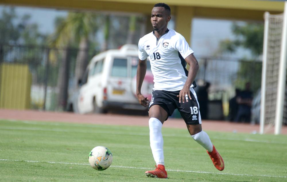 Buregeya Prince uhagaze neza mu bwugarizi bwa APR Fc ari mu bahamagawe