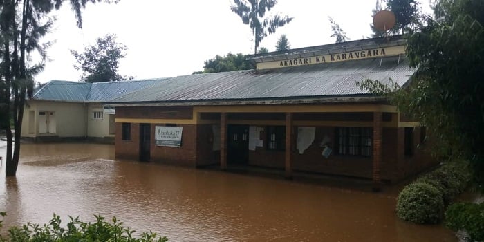 Usibye Imirenge, hari n'Utugari na two dufite ibiro byubatse ahateye impungenge, urugero ni nk'ibiro by'aka Kagari ka Karangara mu Karere ka Burera