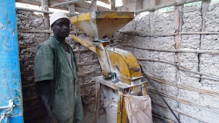 Abatuye ahageze amashanyarazi muri Burera ngo bafite inyungu nyinshi kuko abaturage babona serivisi nyinshi n'abikorera bakabona imirimo mishya.