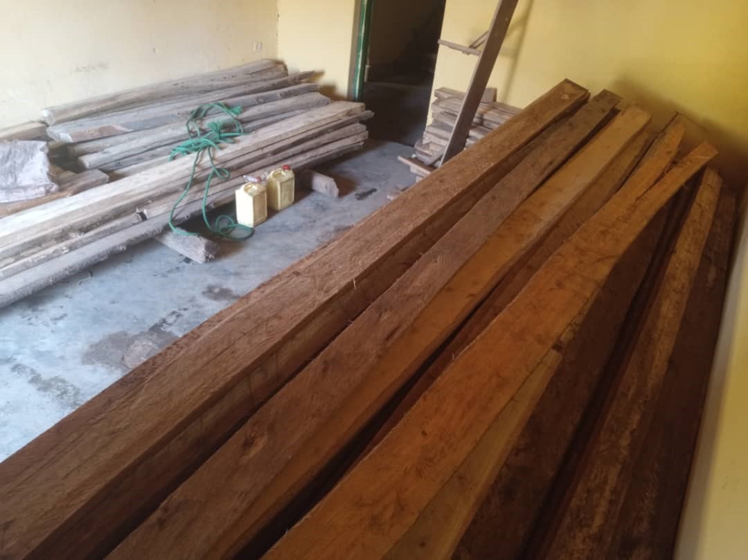 Bishimiye ko bagiye kubona imashini ibafasha gutunganya imbaho