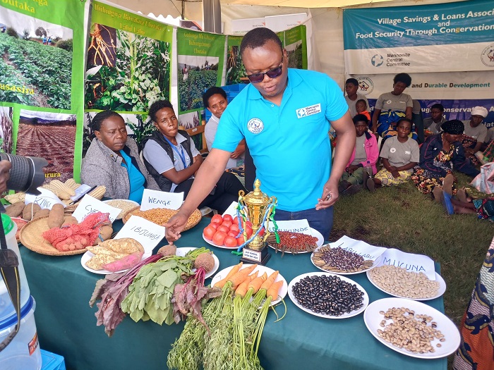 Abamurika bagaragaza ibyo bakora bifite aho bihuriye no kuzamura imyumvire y