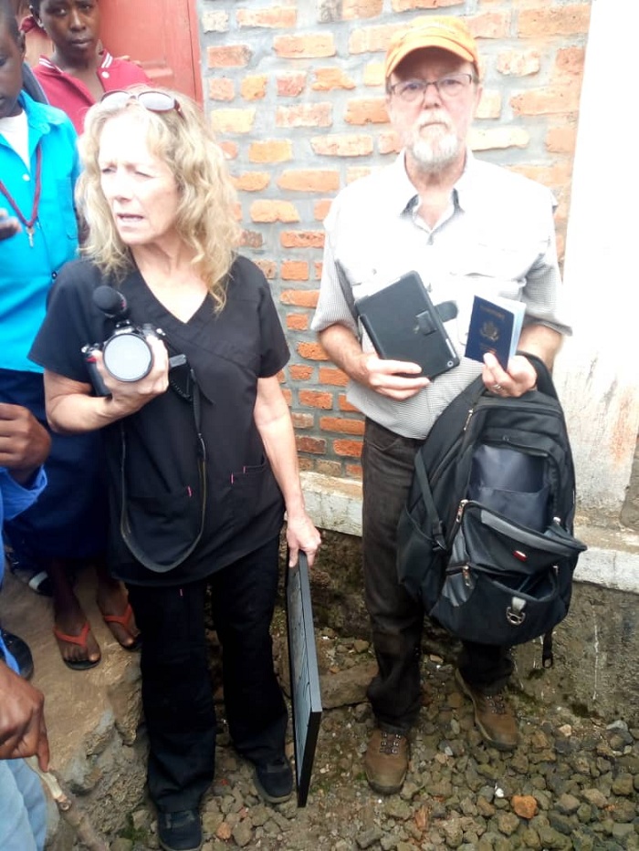 Aba bazungu bashimiye Polisi y'u Rwanda yabatabaye ikagaruza ibyabo byari byibwe