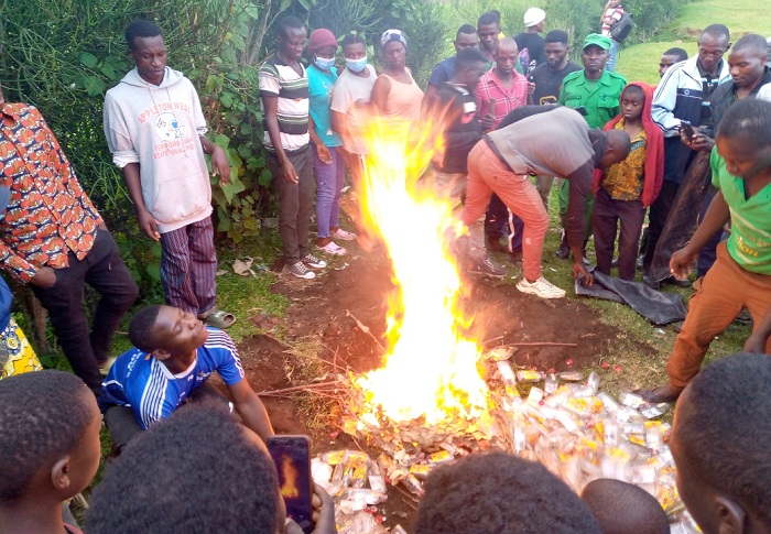 Ibiyobyabwenge byaramenwe ibindi biratwikwa